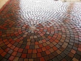 beautiful-circle-polished-paving-driveway-and-walkways-tile-image