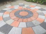 garden-patio-paving-slabs-in-a-range-of-colours-sizes-and-finishes-images