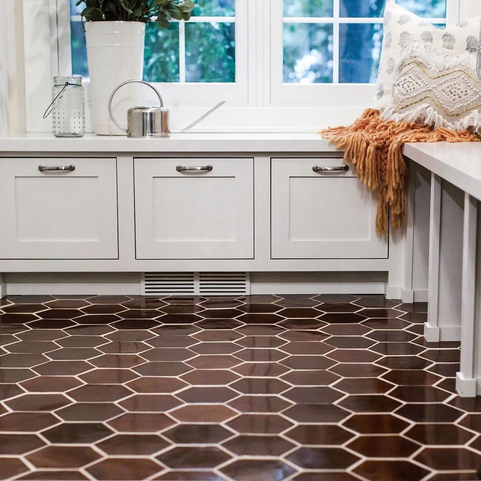 3 Glazed Brown Color Ceramic Kitchen Flooring Tiles